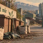 Point de retrait au centre de compostage de la métropole grenobloise à Murianette, bacs marron